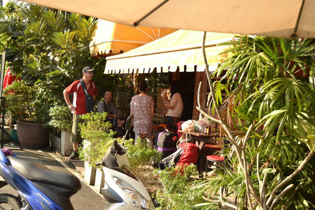 Brickhouse Ayutthaya Guesthouse Est 1986 Εξωτερικό φωτογραφία