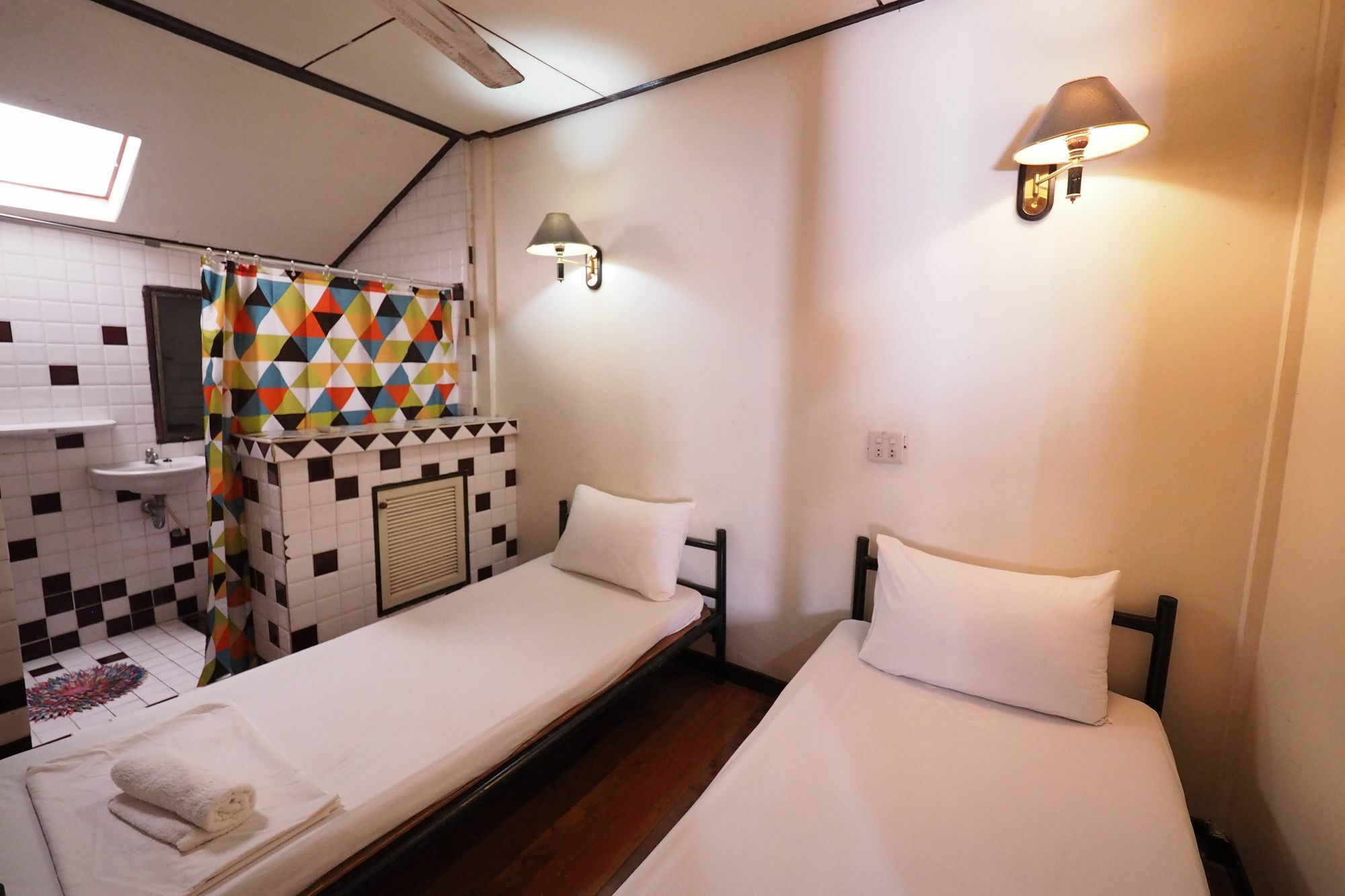 Brickhouse Ayutthaya Guesthouse Est 1986 Εξωτερικό φωτογραφία